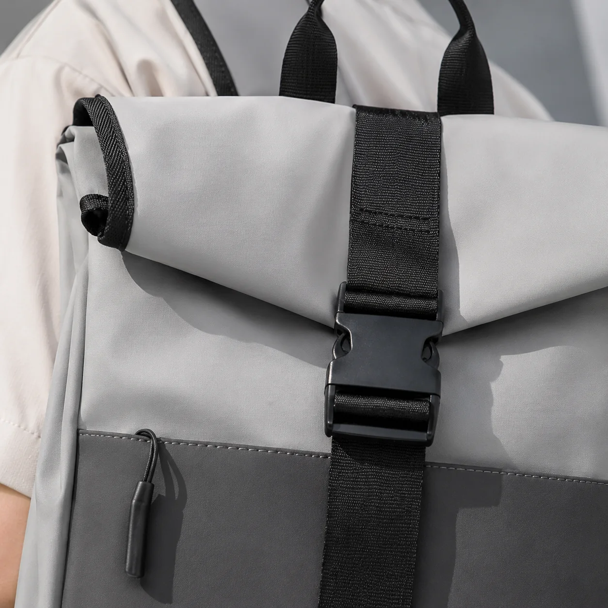 ALVORT backpack detail